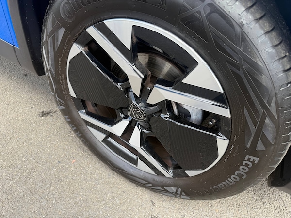 Used Peugeot 2008 2023 for sale - 75542232: Photo 22