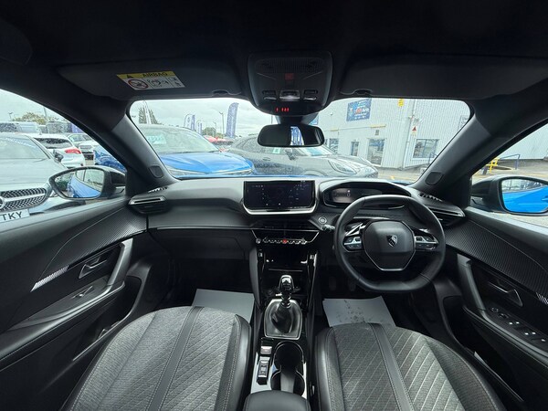 Used Peugeot 2008 2023 for sale - 75542232: Photo 8