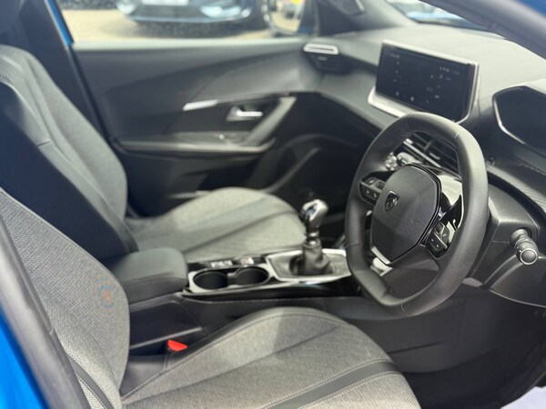 Used Peugeot 2008 2023 for sale - 75542232: Photo 9
