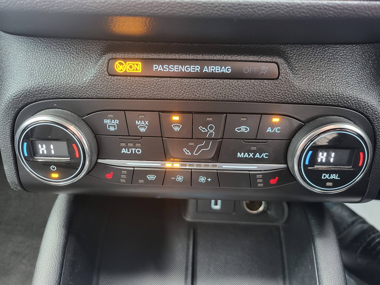 Used Ford Focus 2019 for sale - 76142622: Photo 25