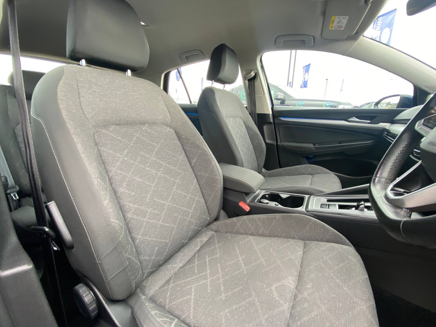 Used Volkswagen Golf 2020 for sale - 77917536: Photo 17