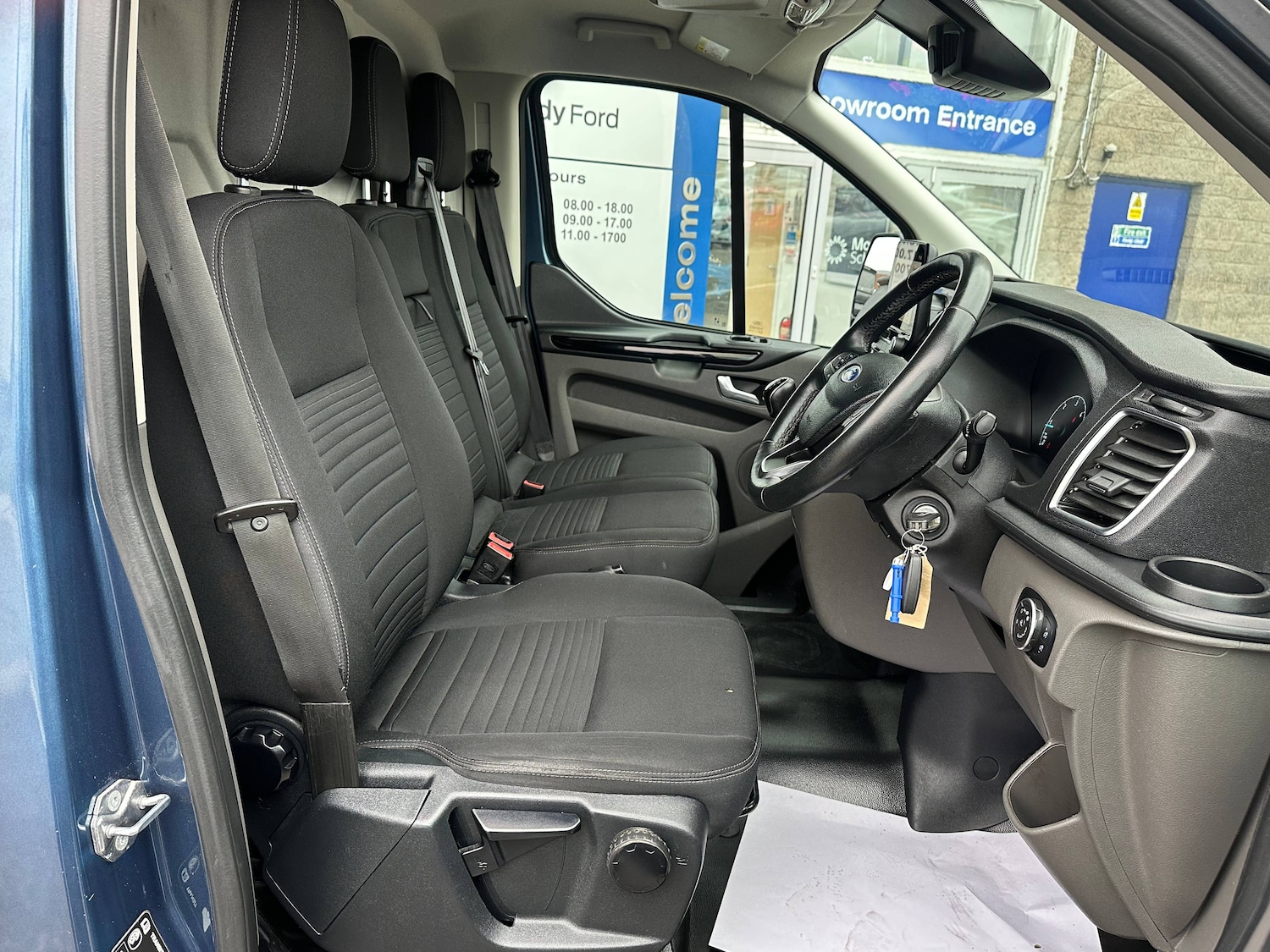 Used Ford Transit Custom 2022 for sale - 76613614: Photo 7