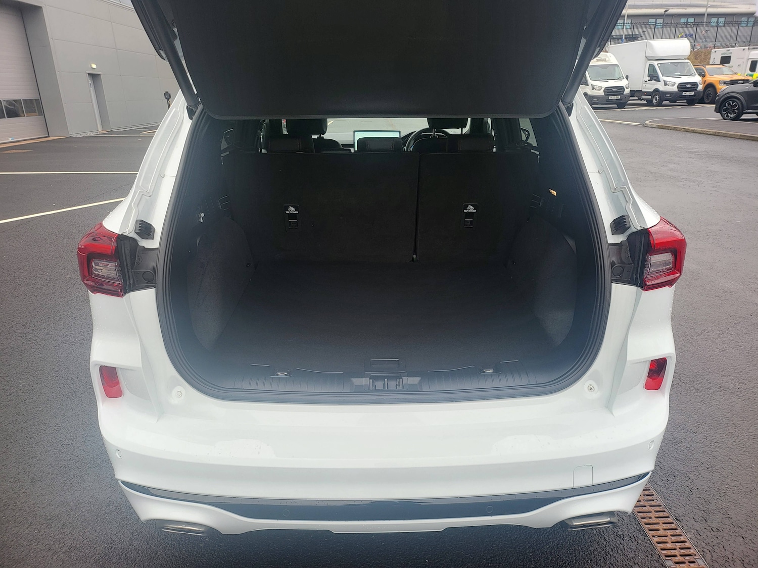 Used Ford Kuga 2025 for sale - 76720255: Photo 12