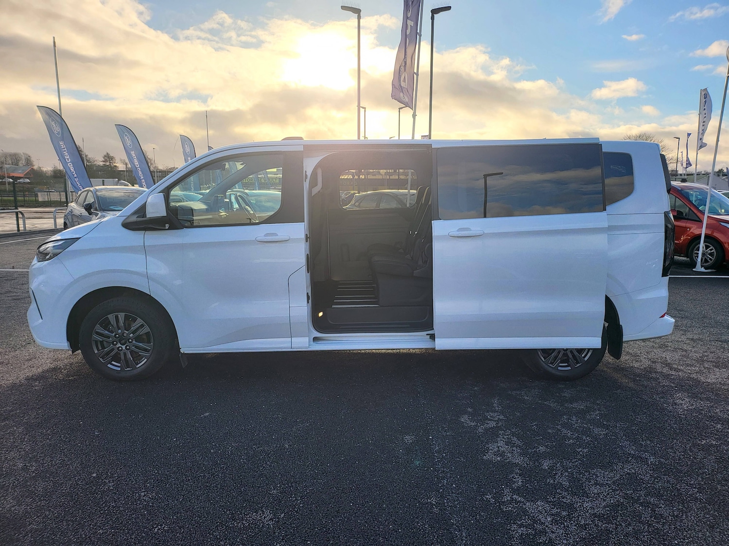 Used Ford Tourneo Custom 2025 for sale - 77168729: Photo 17