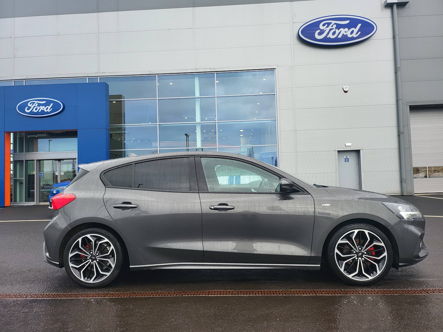 Used Ford Focus 2021 for sale - 77701135: Photo 3