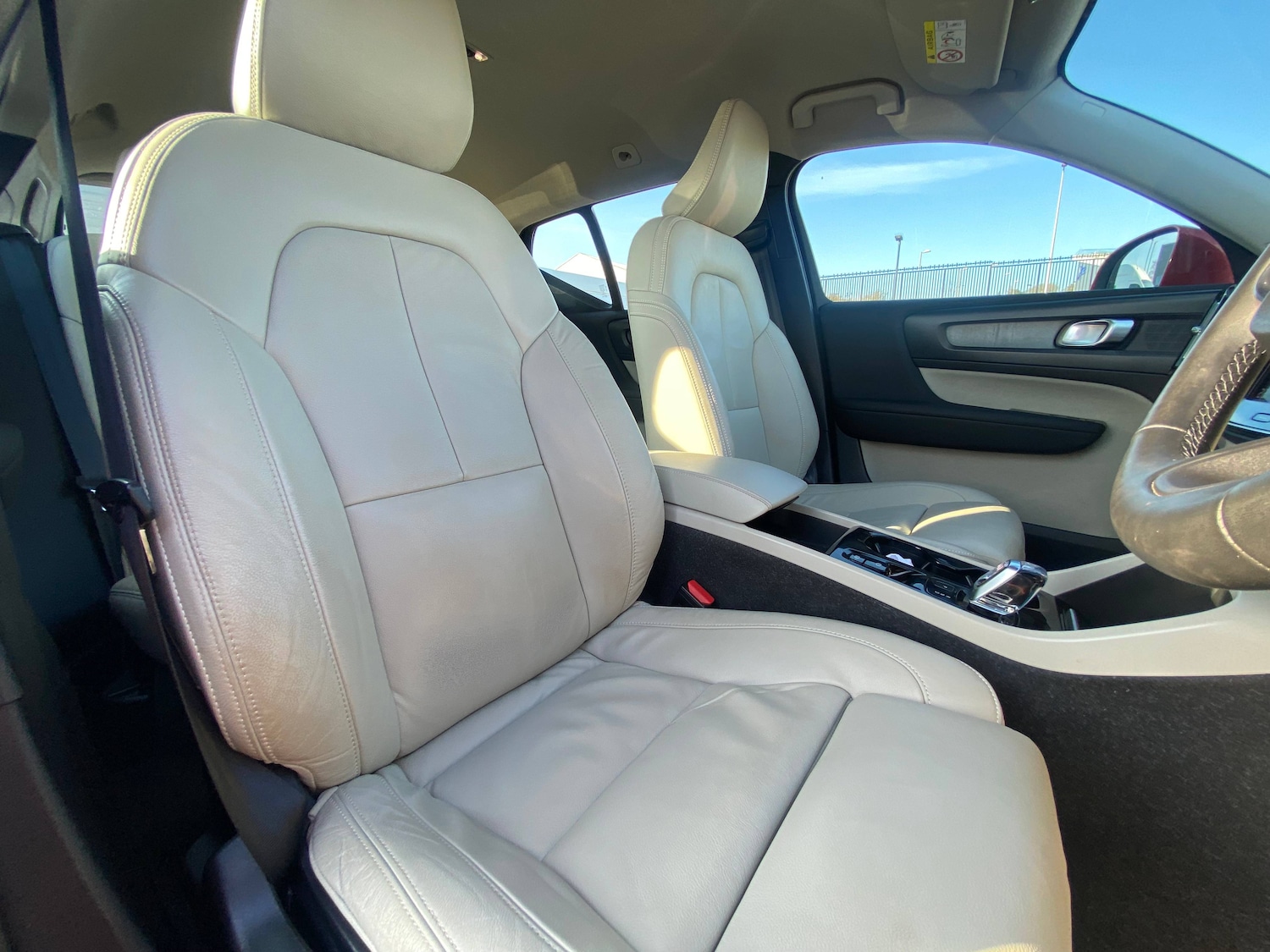 Used Volvo XC40 2021 for sale - 77967737: Photo 17