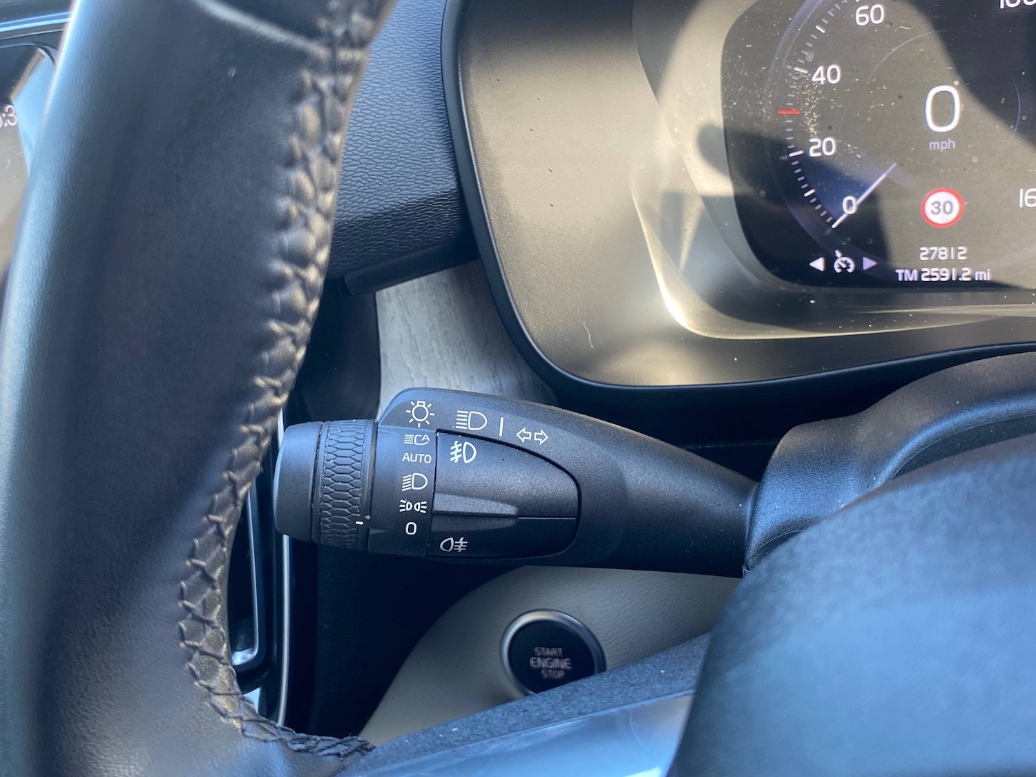 Used Volvo XC40 2021 for sale - 77967737: Photo 23