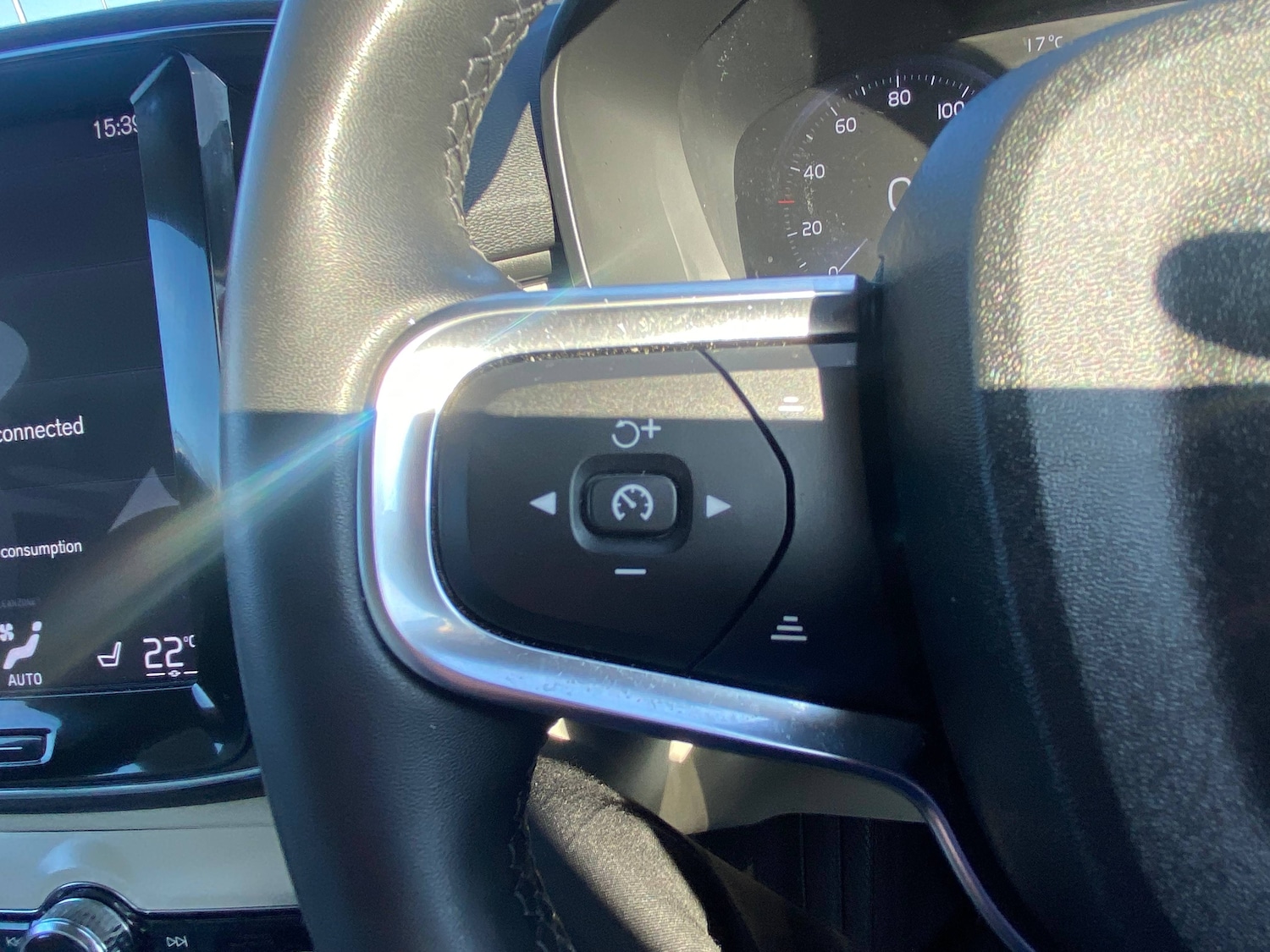 Used Volvo XC40 2021 for sale - 77967737: Photo 24