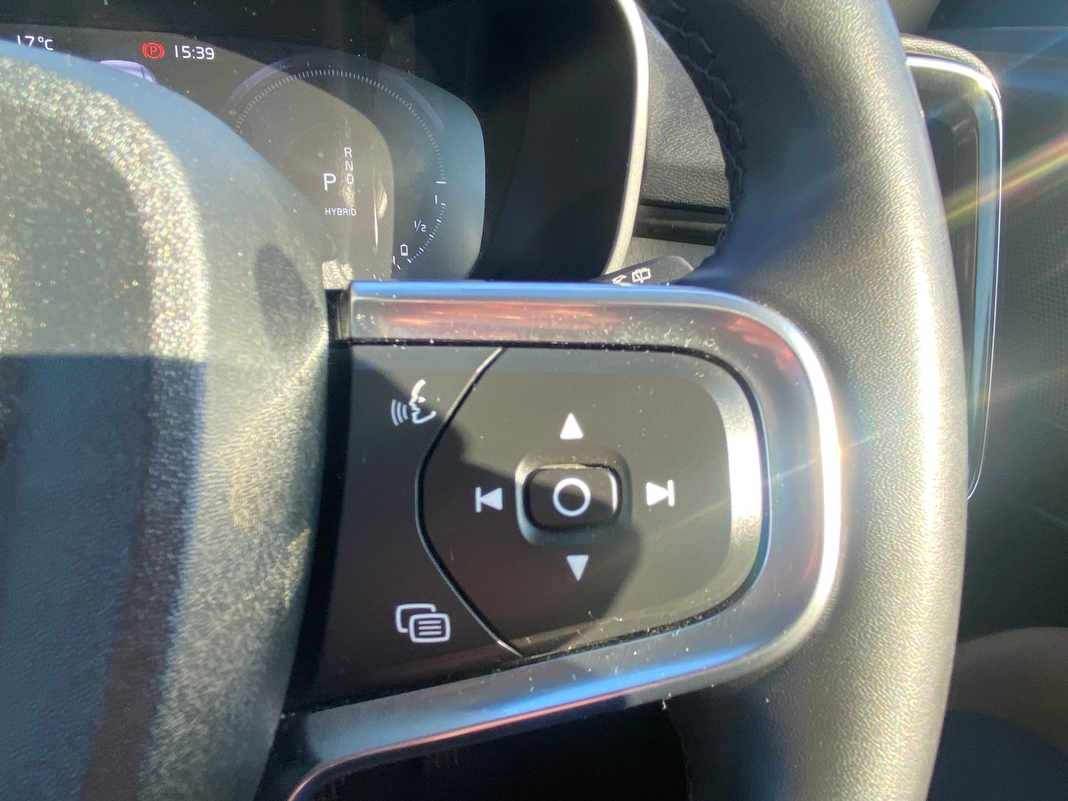 Used Volvo XC40 2021 for sale - 77967737: Photo 25