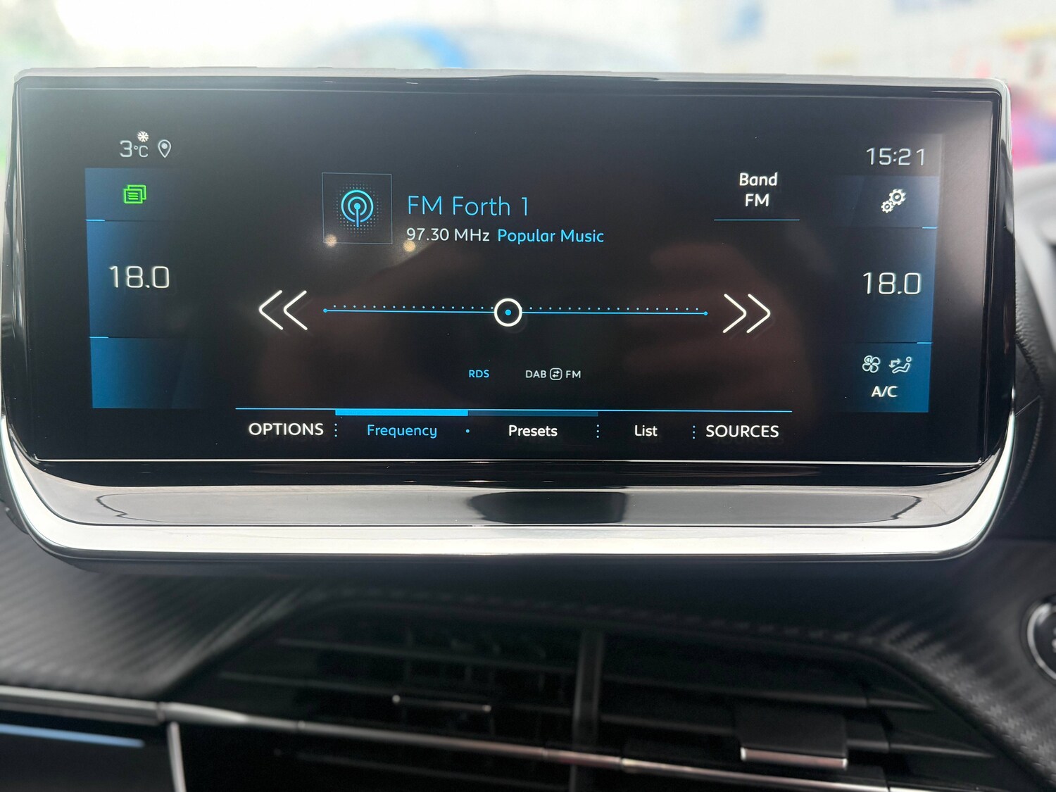 Used Peugeot 208 for sale - 77491069: Photo 24