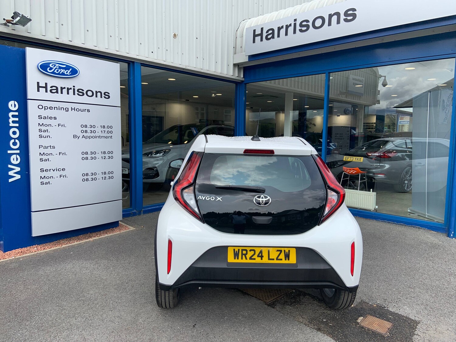 Used Toyota Aygo X 2024 for sale - 76184791: Photo 3