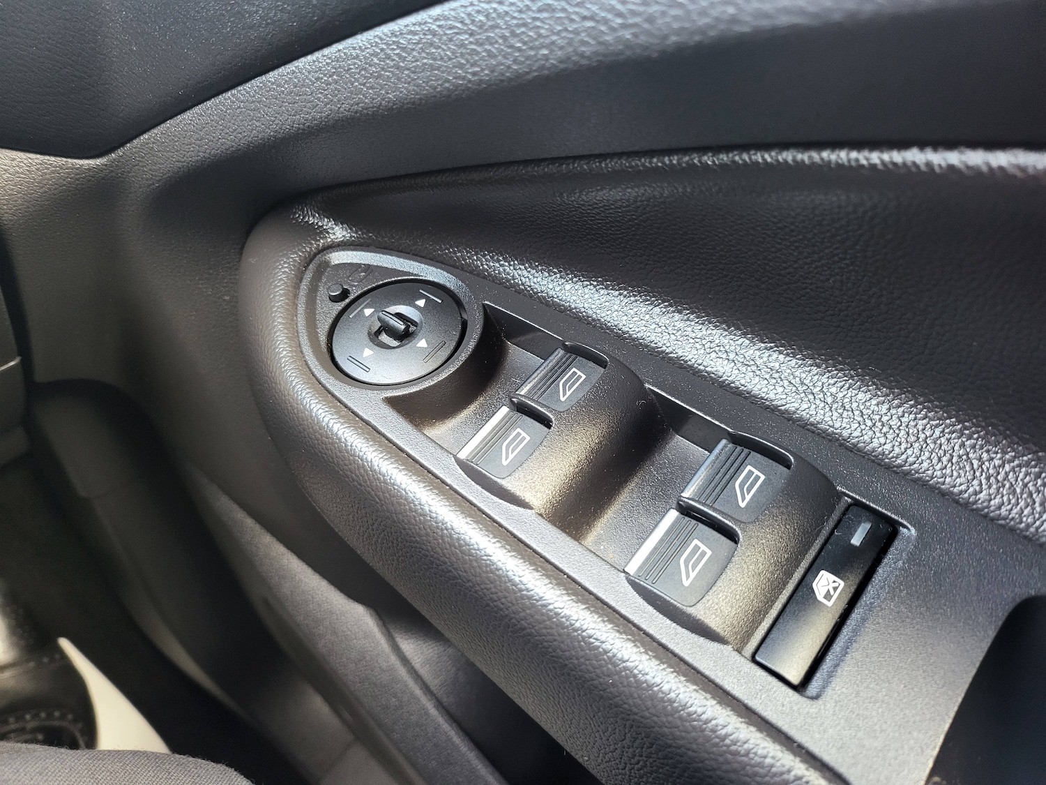 Used Ford Kuga 2018 for sale - 76344735: Photo 31
