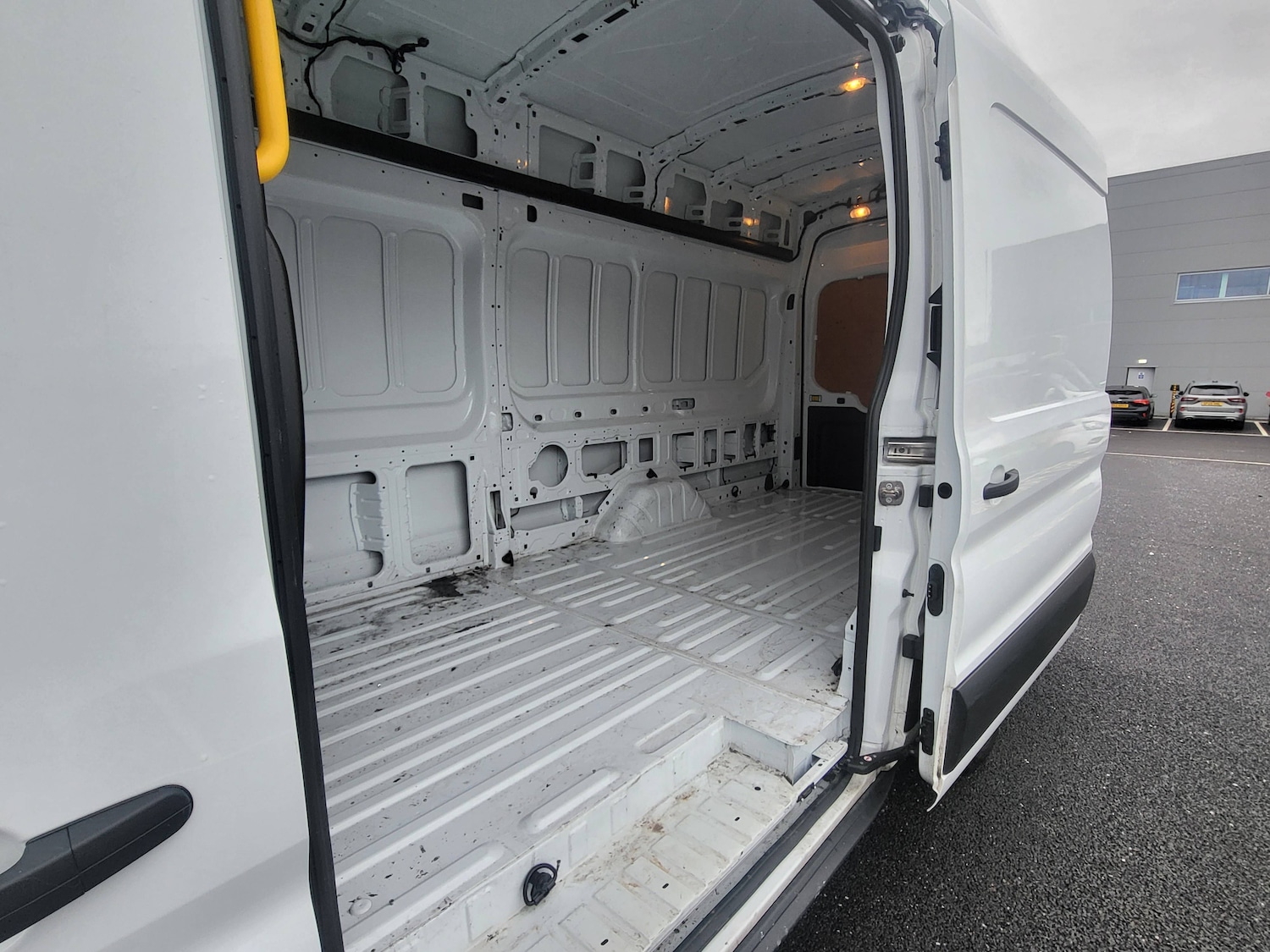 Used Ford Transit 2025 for sale - 77199238: Photo 9