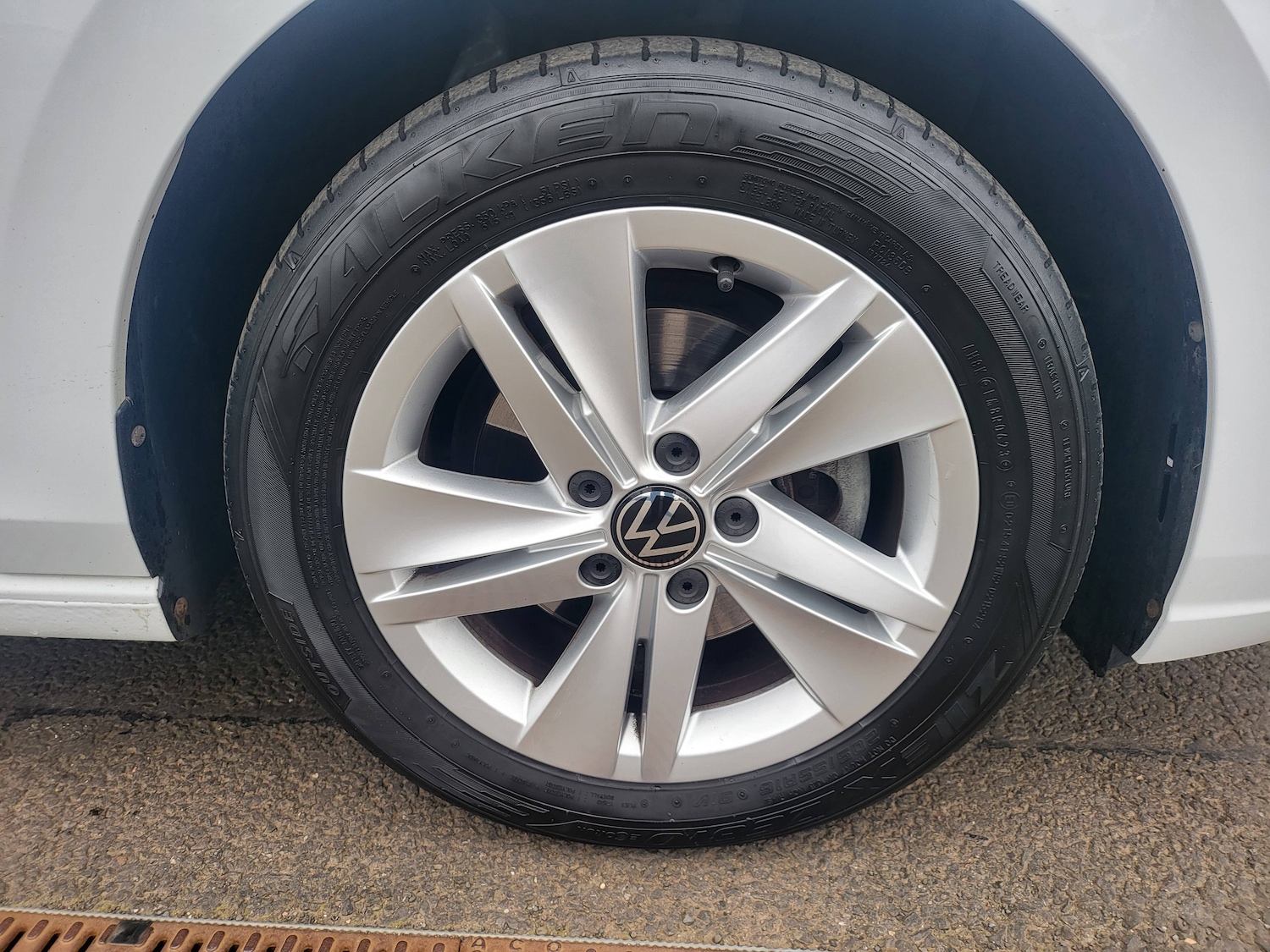 Used Volkswagen Golf 2021 for sale - 77989406: Photo 32