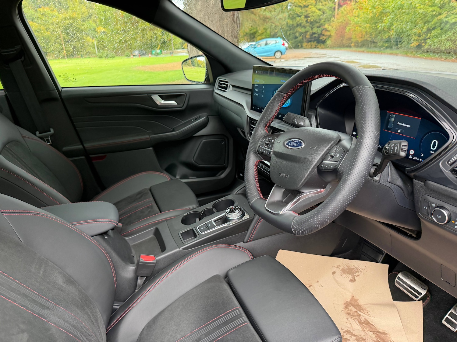 Used Ford Kuga 2024 for sale - 76542982: Photo 2