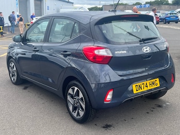 Used Hyundai i10 2024 for sale - 76594919: Photo