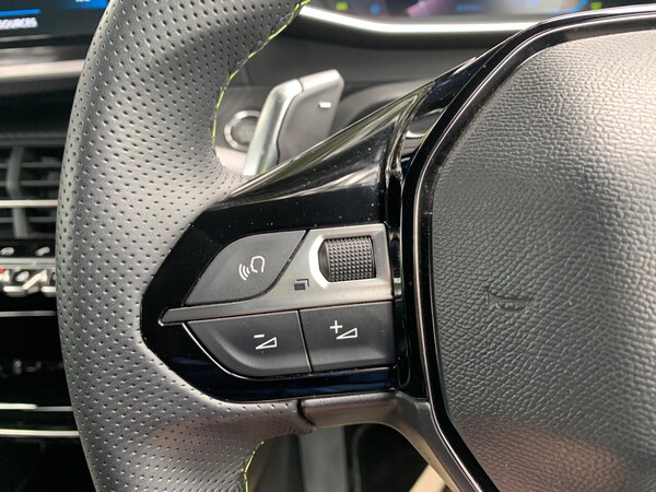 Used Peugeot 208 2022 for sale - 75536634: Photo 25