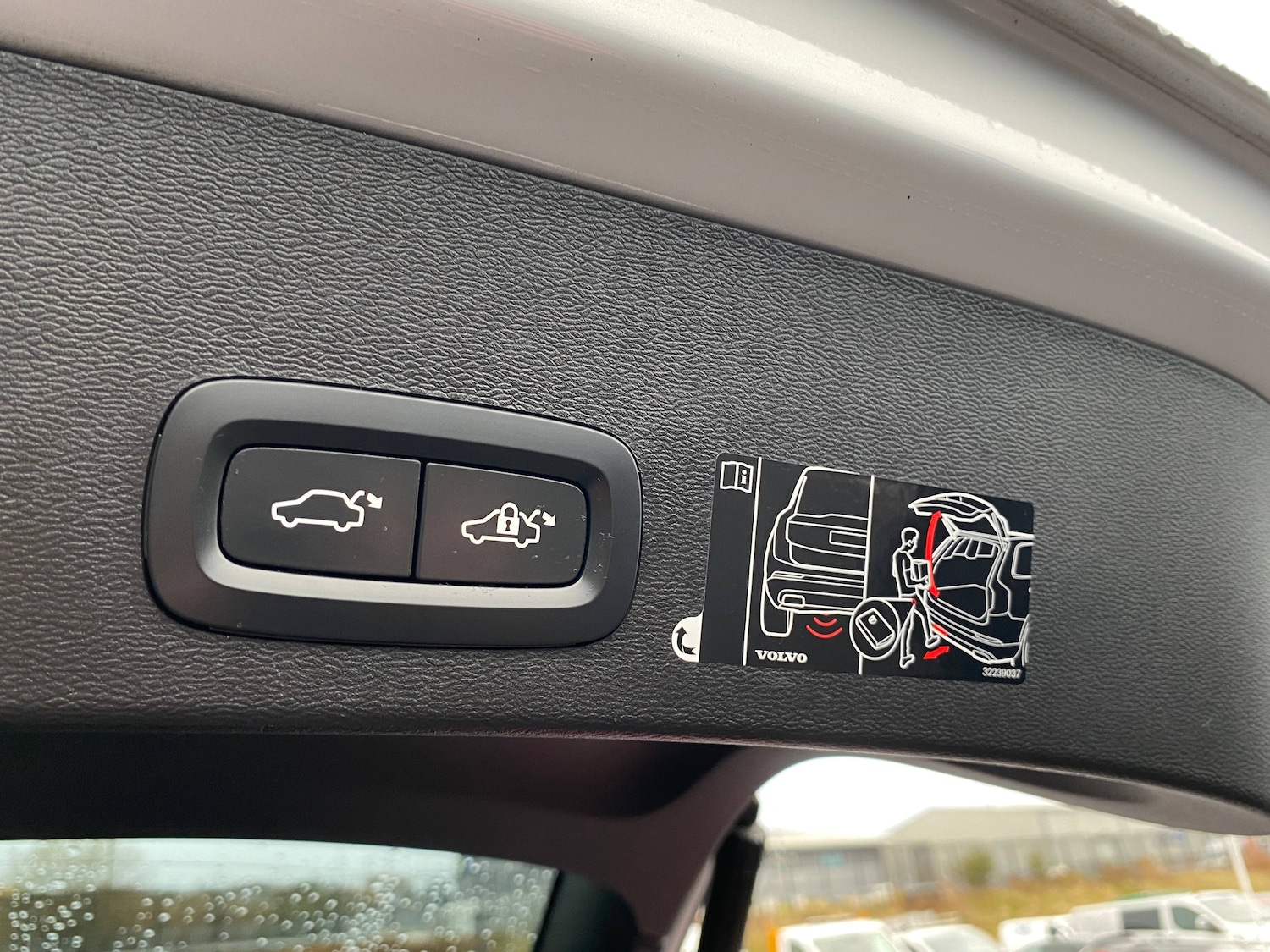 Used Volvo XC40 2020 for sale - 76616849: Photo 15