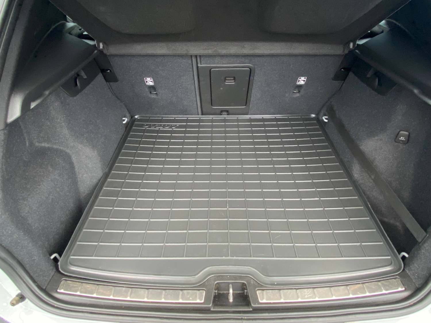 Used Volvo XC40 2020 for sale - 76616849: Photo 16