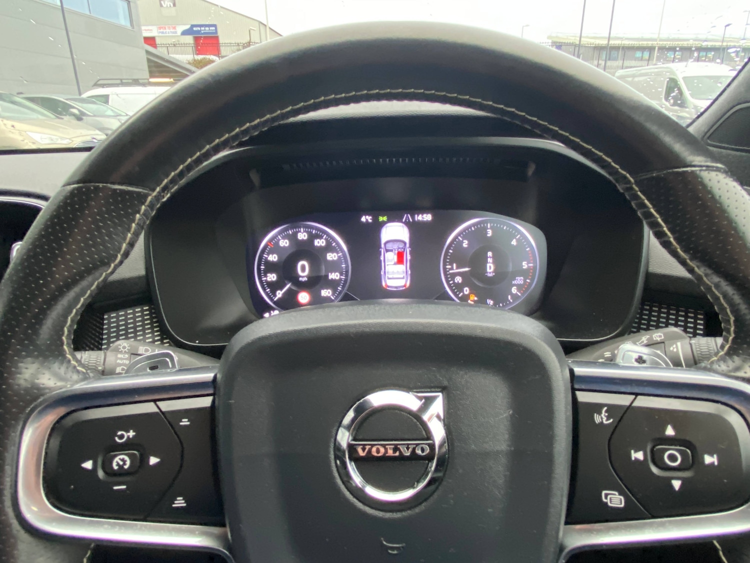 Used Volvo XC40 2020 for sale - 76616849: Photo 20