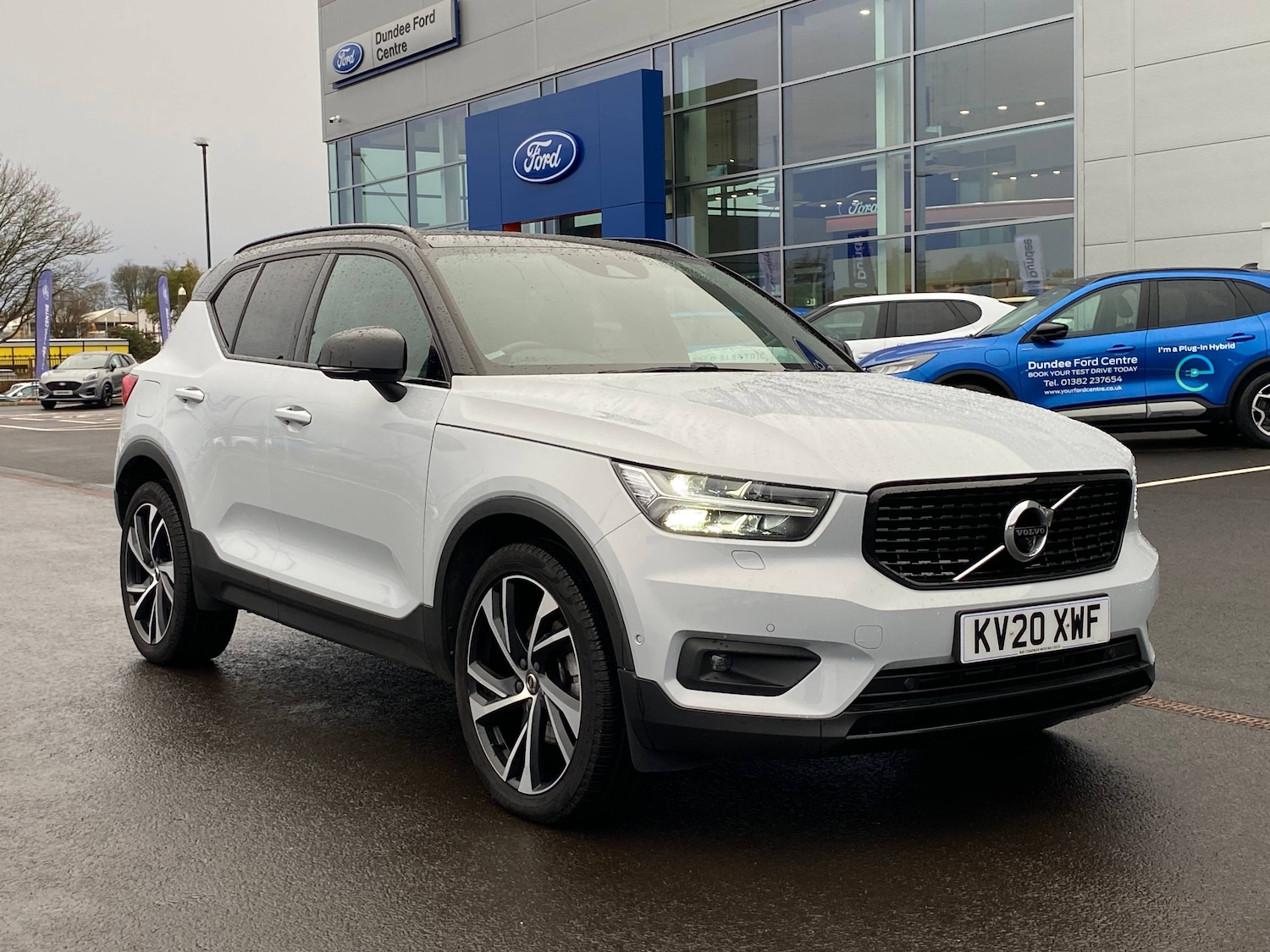Used Volvo XC40 2020 for sale - 76616849: Photo 3