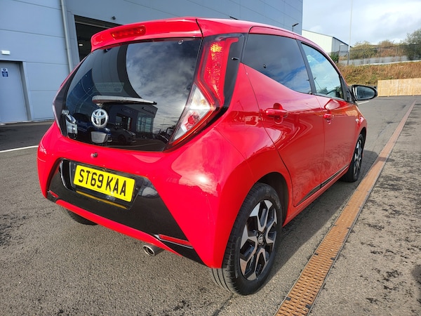 Used Toyota AYGO 2019 for sale - 76220394: Photo 10