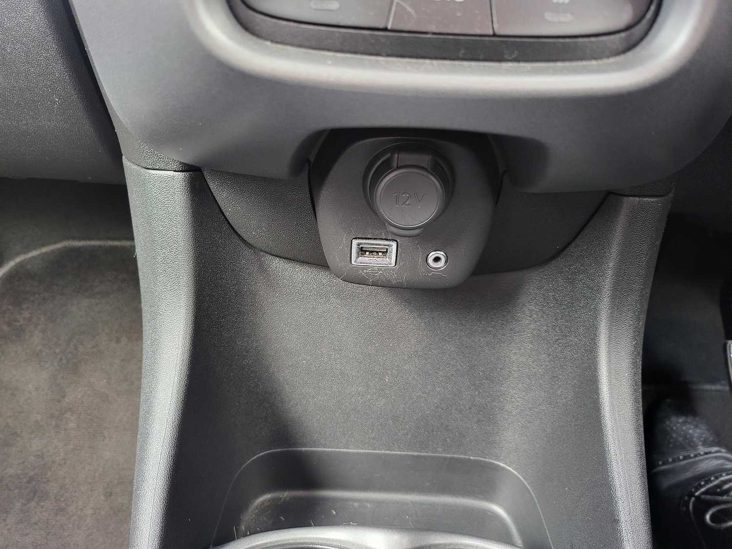 Used Toyota AYGO 2019 for sale - 76220394: Photo 21