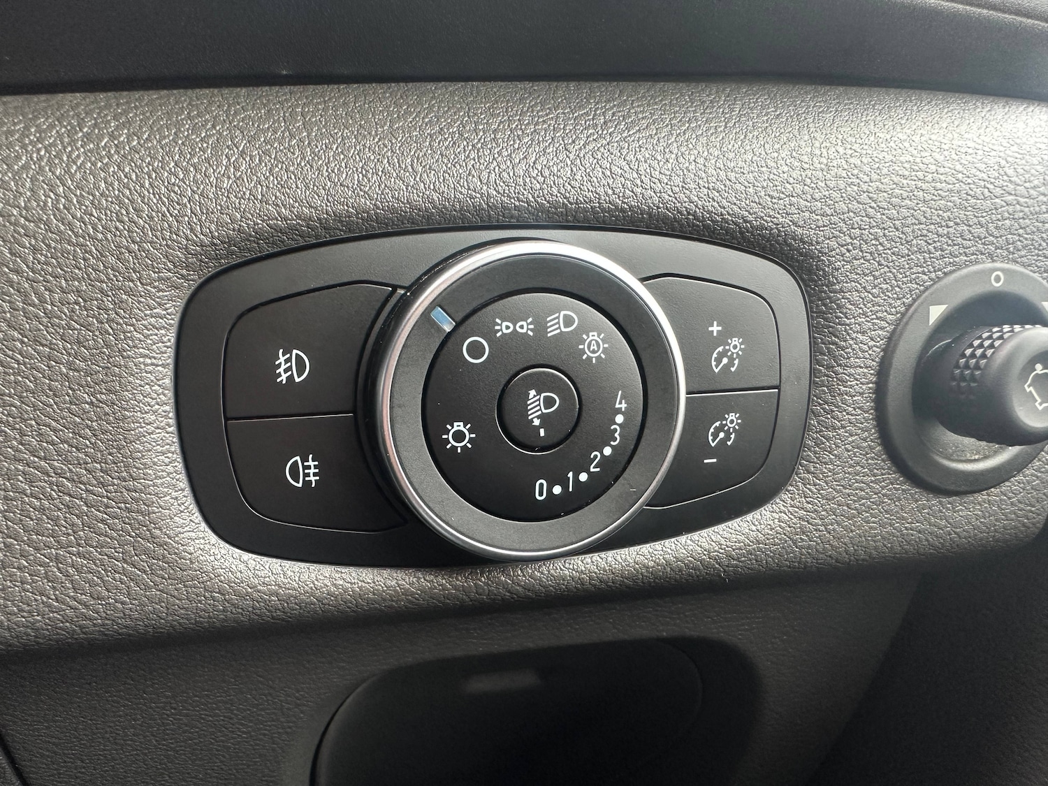 Used Ford Transit 2024 for sale - 76893228: Photo 25