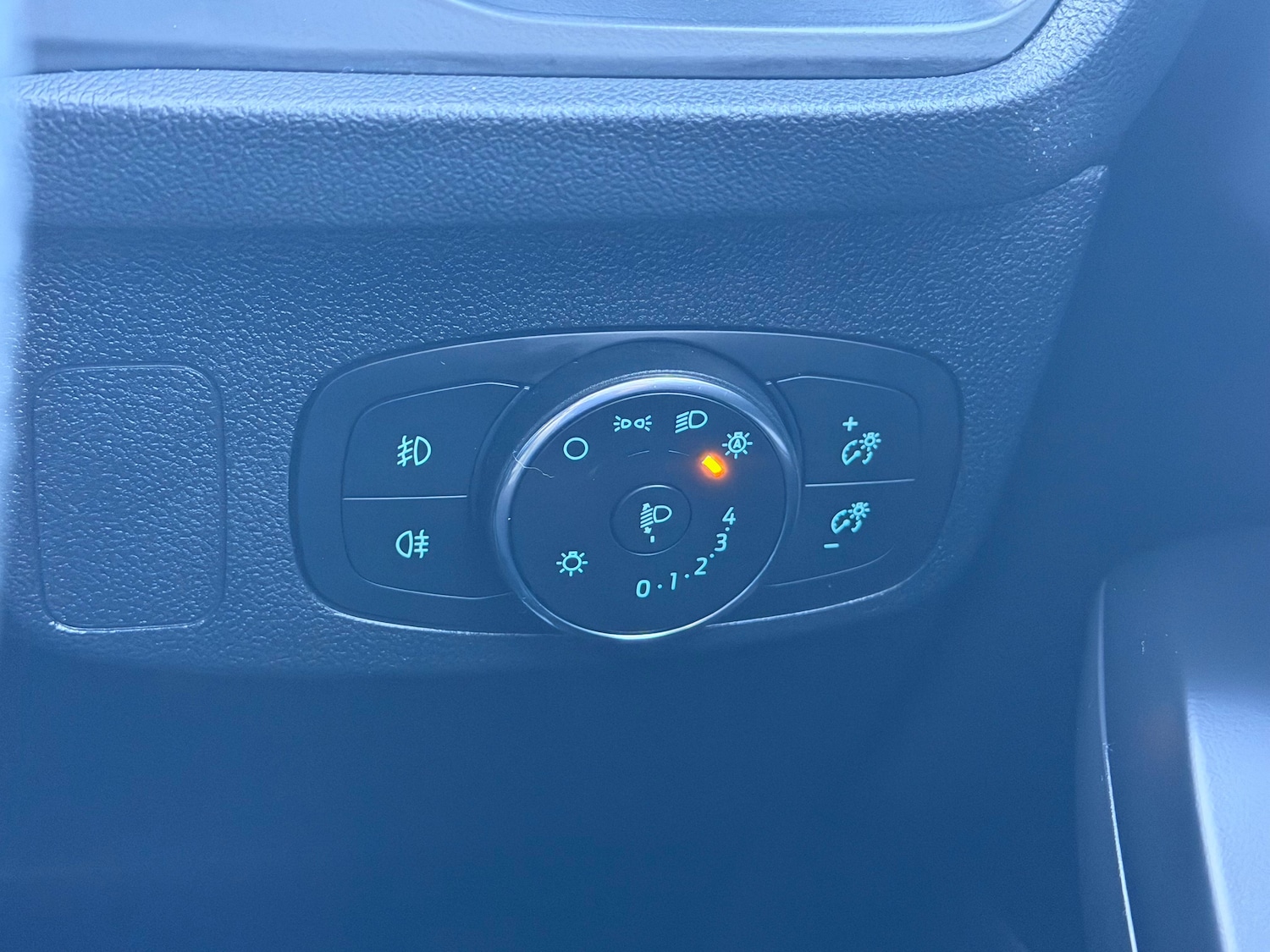 Used Ford Focus 2023 for sale - 78073389: Photo 28