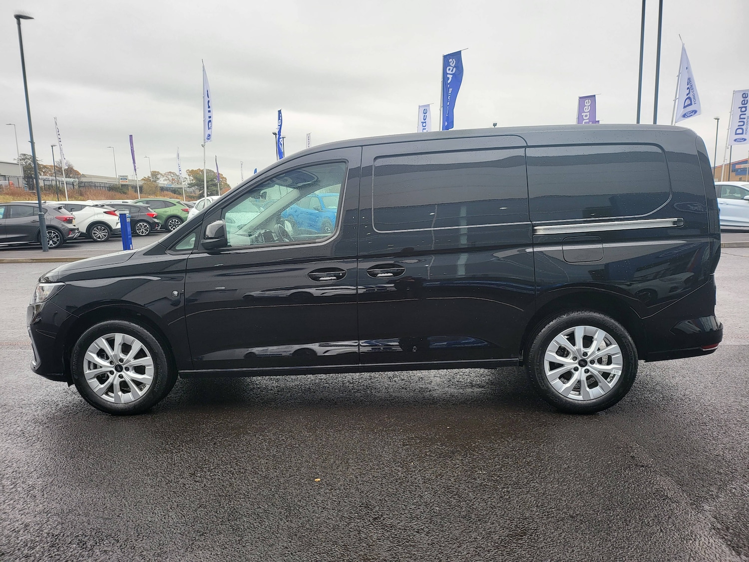 Used Ford Transit Connect 2025 for sale - 76478132: Photo 14