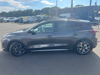 Used Ford Focus 2023 for sale - 75542646: Photo