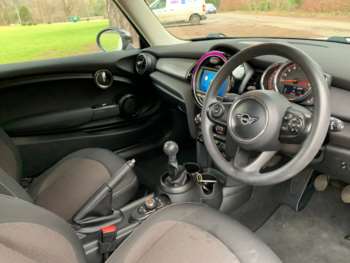 Used MINI Hatch 2018 for sale - 74167984: Photo