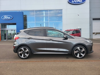 Used Ford Fiesta 2023 for sale - 77802055: Photo