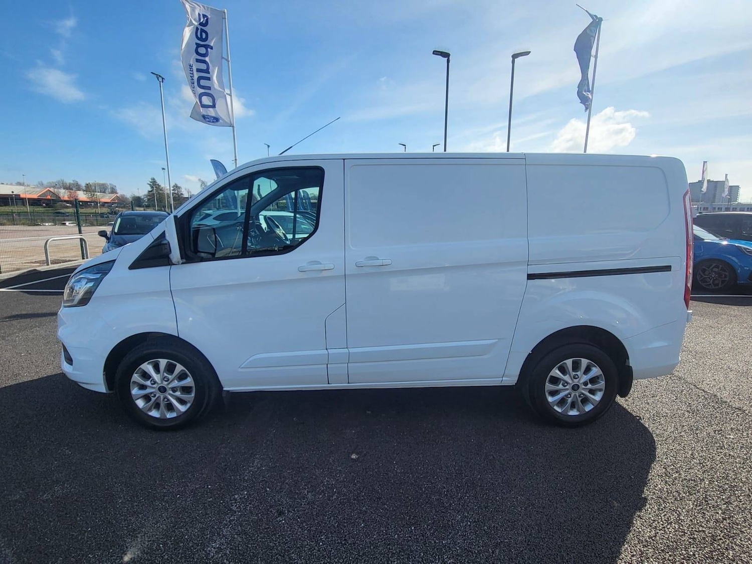 Used Ford Transit Custom 2020 for sale - 78180627: Photo 4