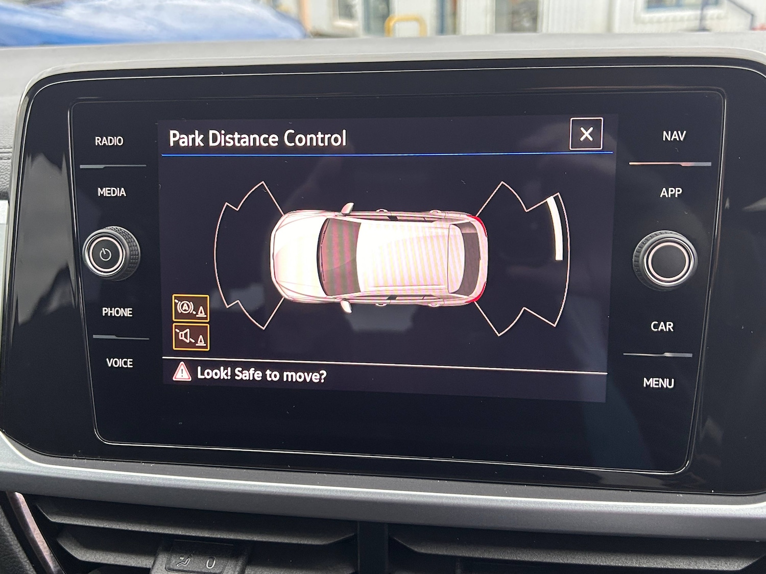 Used Volkswagen T-Roc 2023 for sale - 76589141: Photo 15