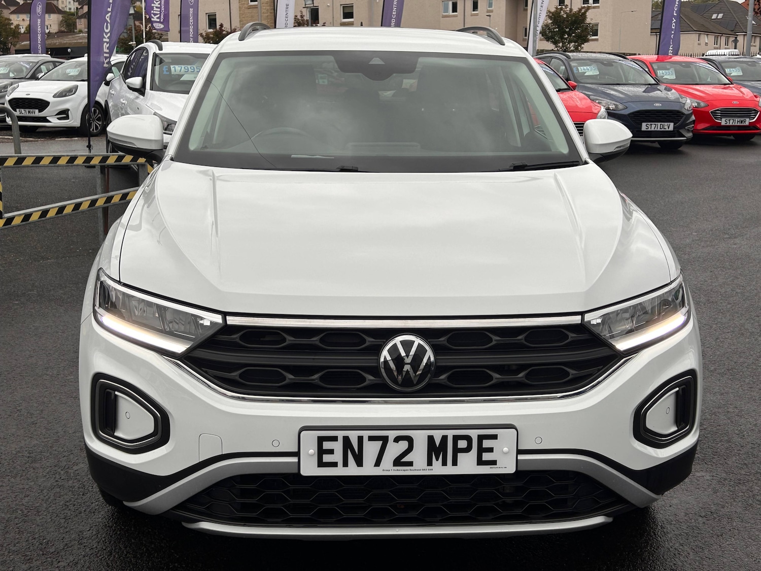 Used Volkswagen T-Roc 2023 for sale - 76589141: Photo 3