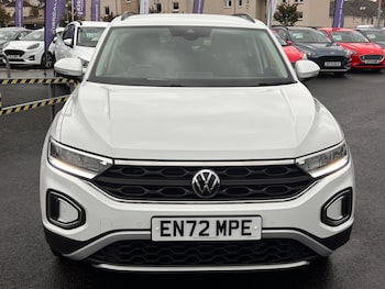 Used Volkswagen T-Roc 2023 for sale - 76589141: Photo