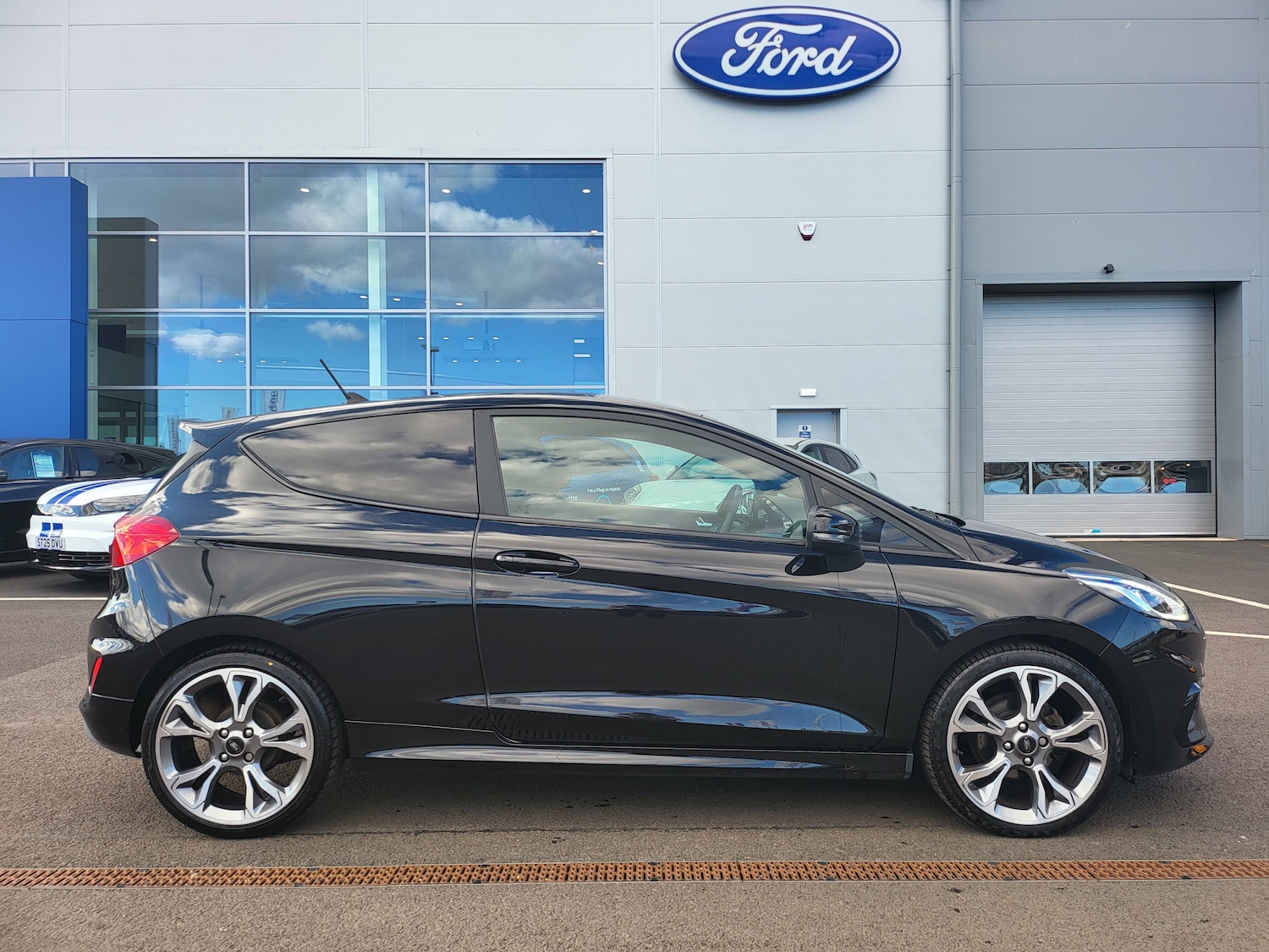 Used Ford Fiesta 2021 for sale - 76131958: Photo 2