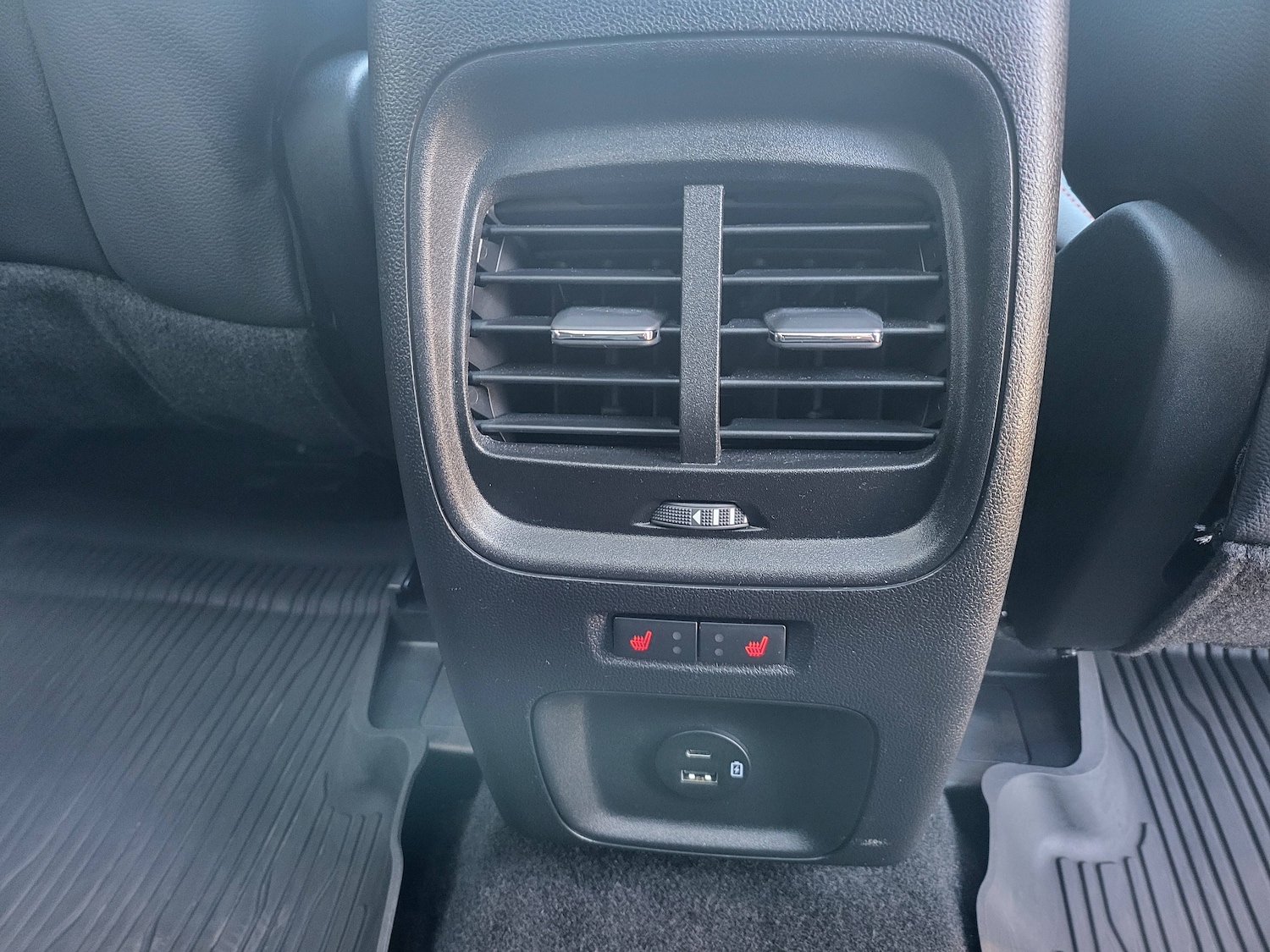 Used Ford Kuga 2022 for sale - 76383310: Photo 25