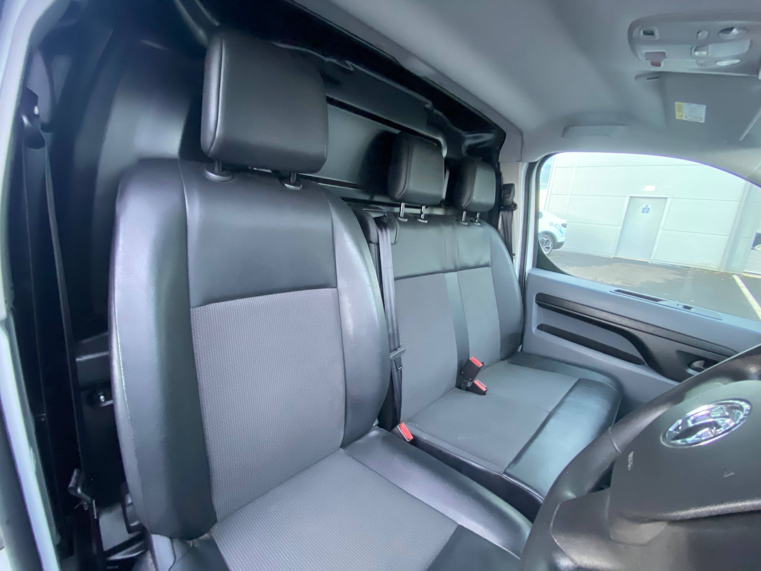 Used Vauxhall Vivaro for sale - 76794847: Photo 11