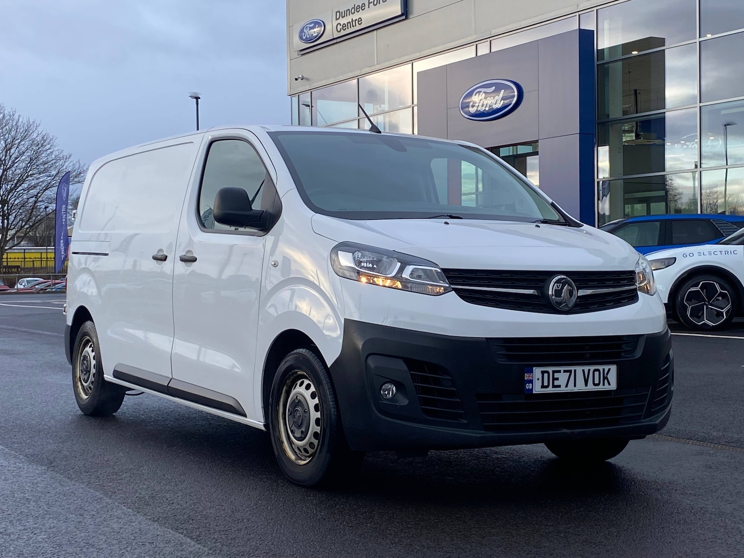 Used Vauxhall Vivaro for sale - 76794847: Photo 3