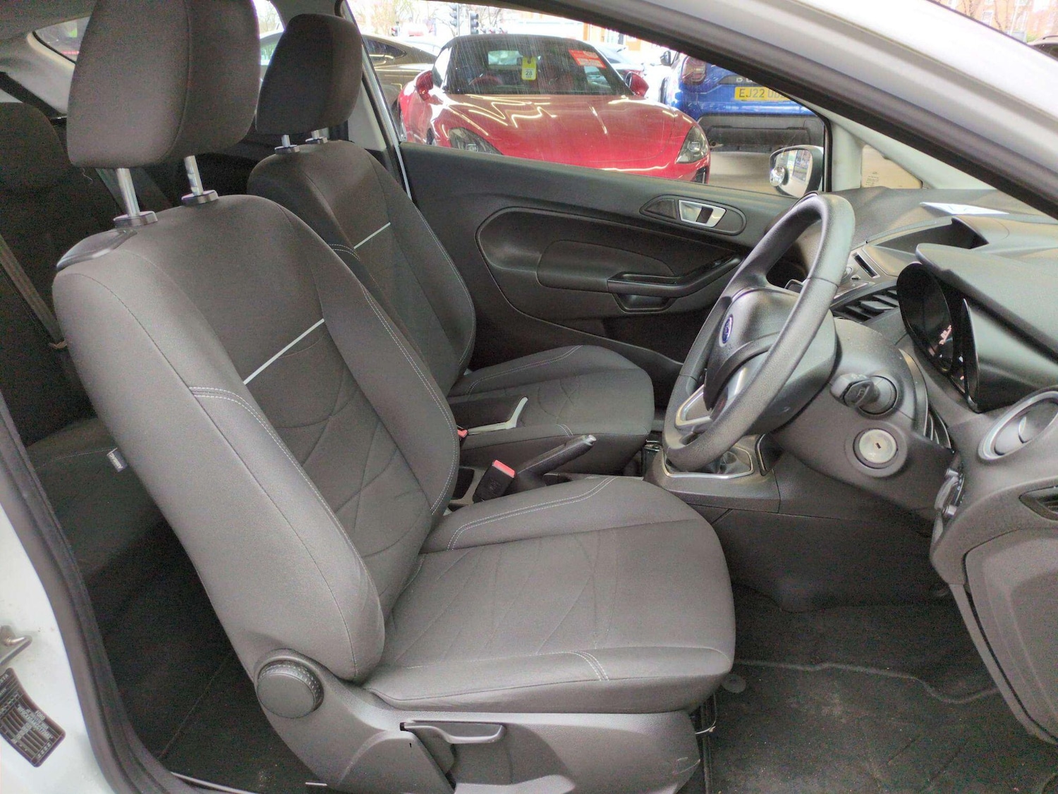 Used Ford Fiesta 2013 for sale - 78033839: Photo 12