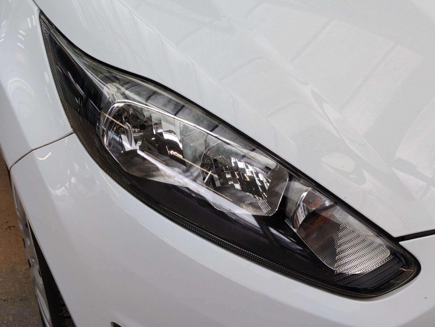 Used Ford Fiesta 2013 for sale - 78033839: Photo 25