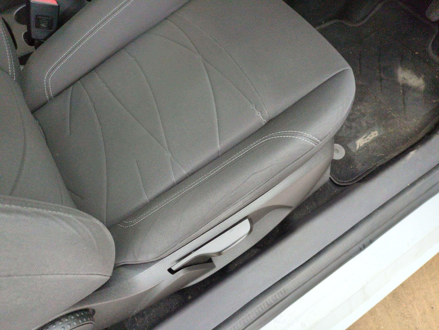 Used Ford Fiesta 2013 for sale - 78033839: Photo 33