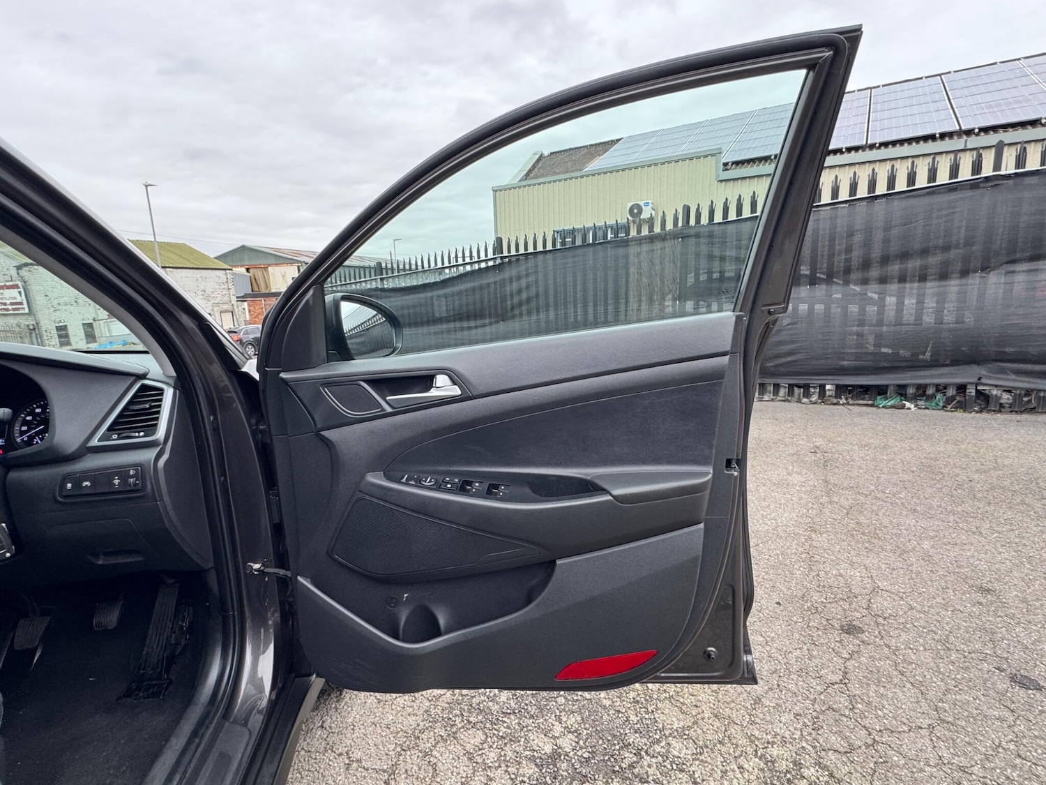 Used Hyundai TUCSON 2016 for sale - 77696492: Photo 16