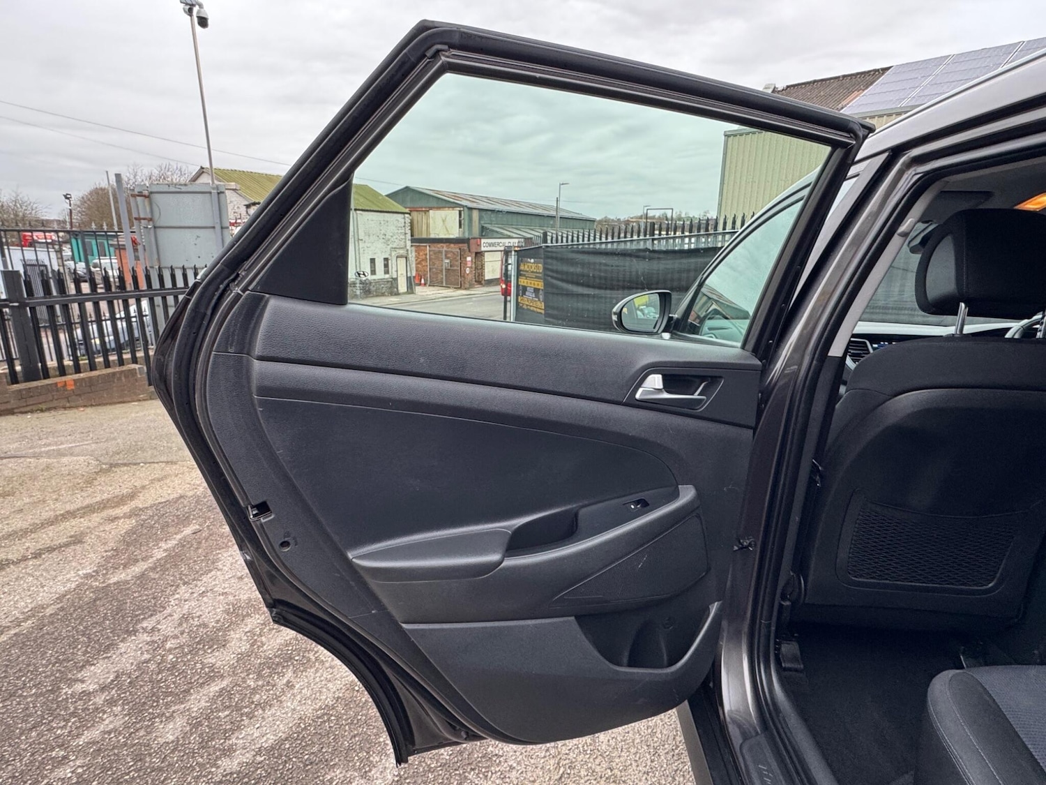 Used Hyundai TUCSON 2016 for sale - 77696492: Photo 28