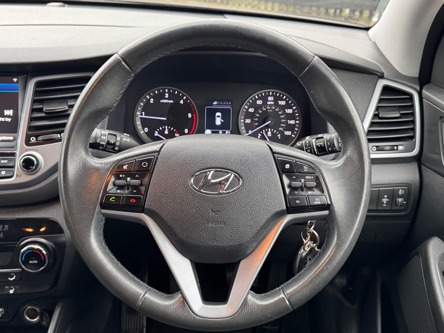 Used Hyundai TUCSON 2016 for sale - 77696492: Photo 36