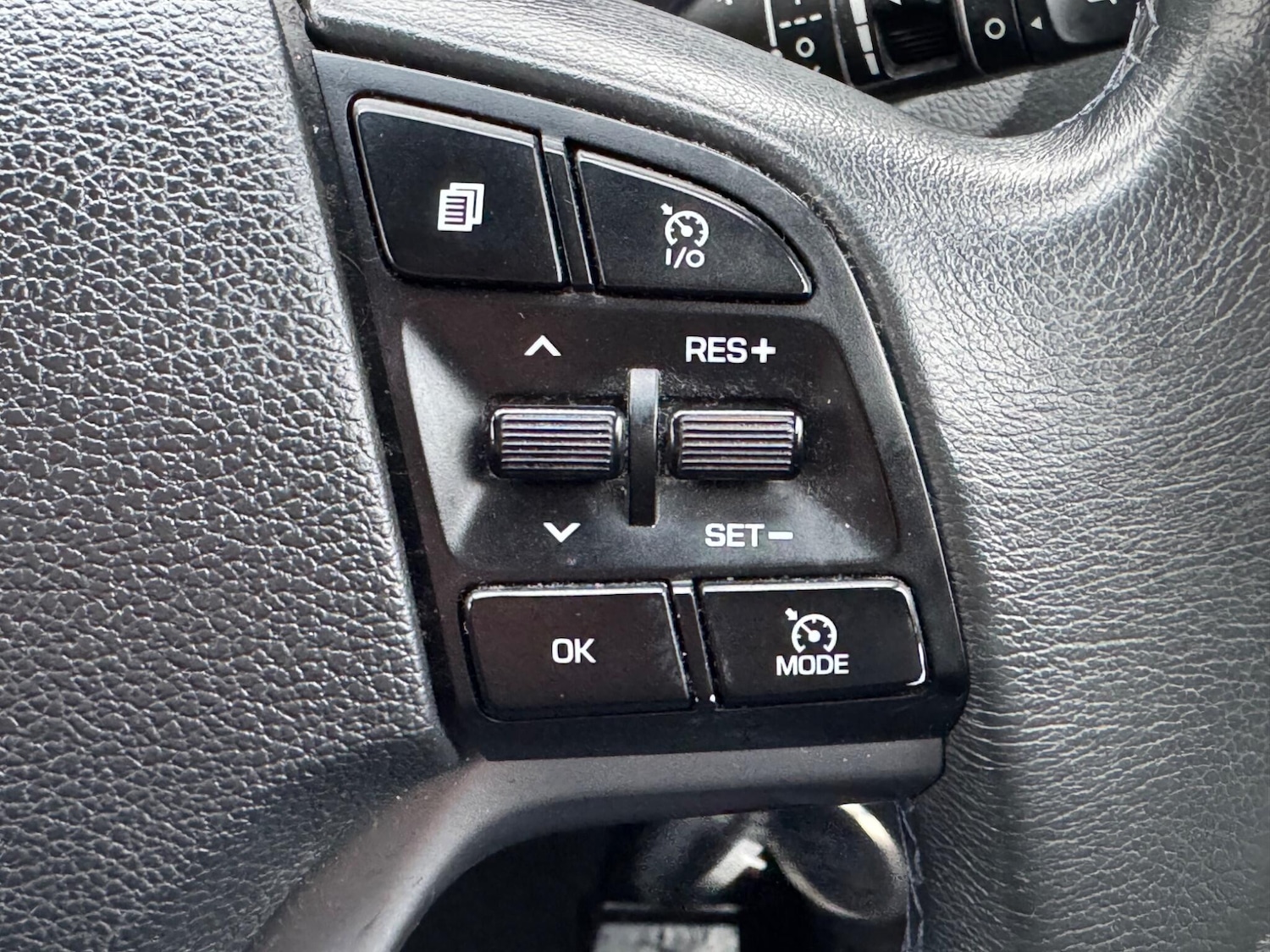 Used Hyundai TUCSON 2016 for sale - 77696492: Photo 38