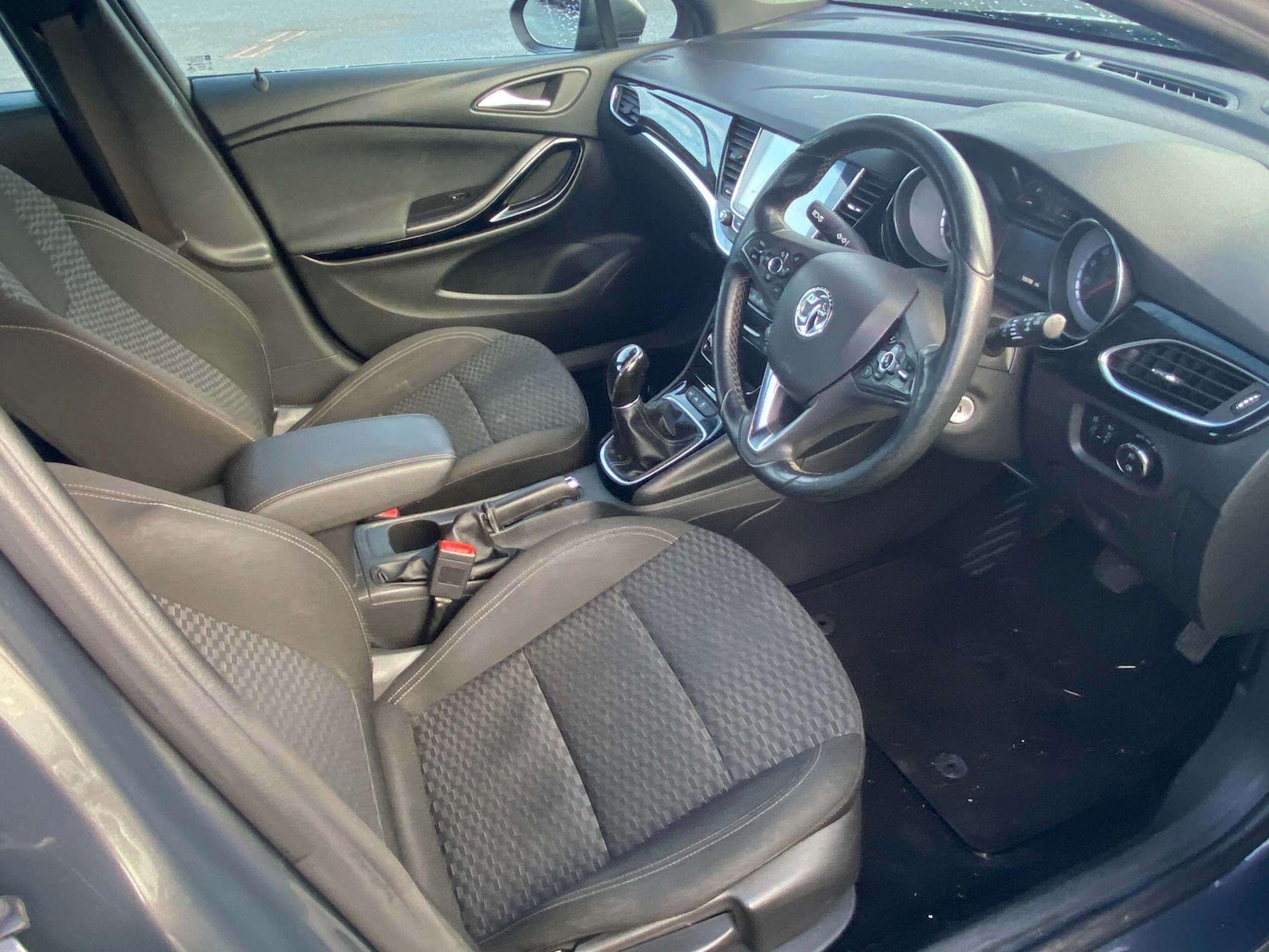 Used Vauxhall Astra for sale - 77808143: Photo 5