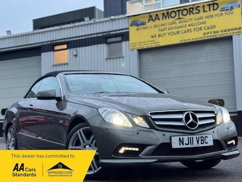 Used Mercedes-Benz E Class 2011 for sale - 78319341: Photo